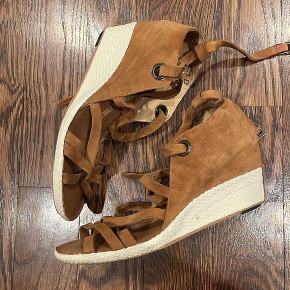 J Shoes 10 NWOT - Picture 2 of 2